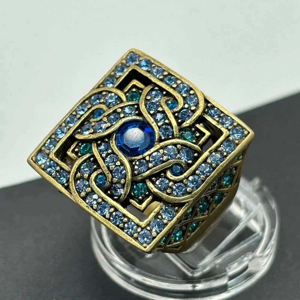 LA Vintage Kathy Levine Blue Green Rhinestone Bronze Ring Size 7